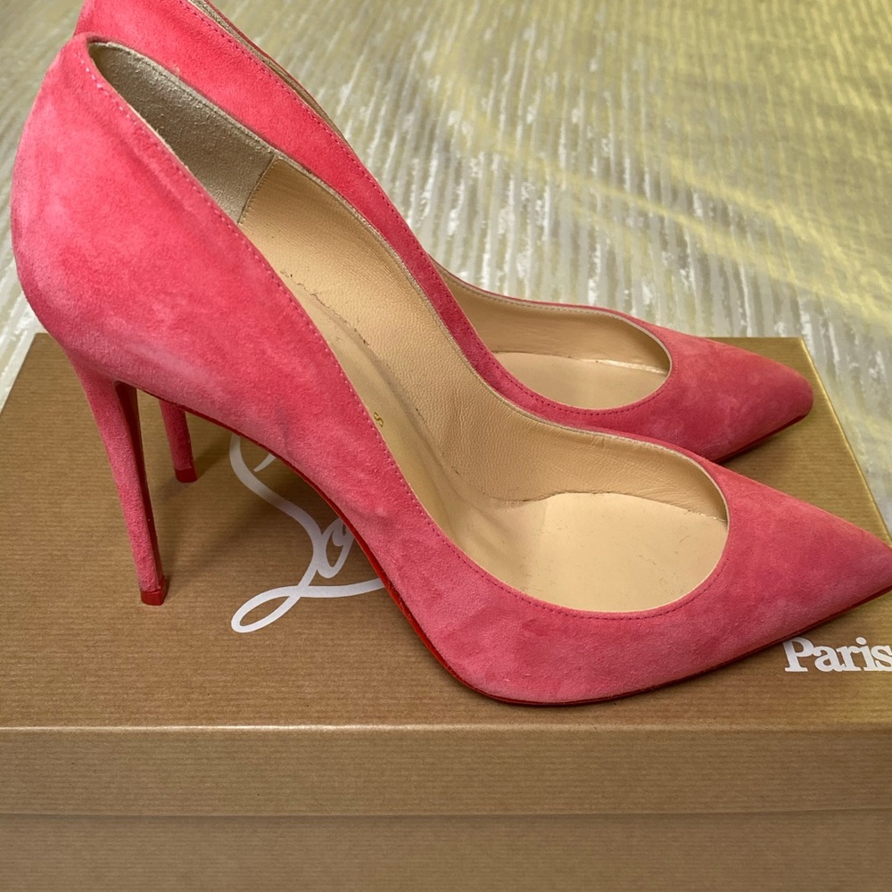 Pigalle Follies in Pink suede